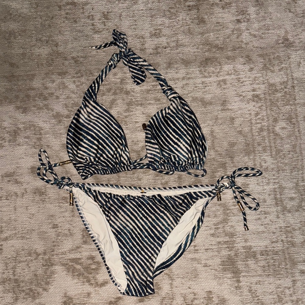 VIX BIKINI SET